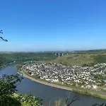Auf Der Moselhoehe - Naehe Koblenz Und Cochem 아파트 *