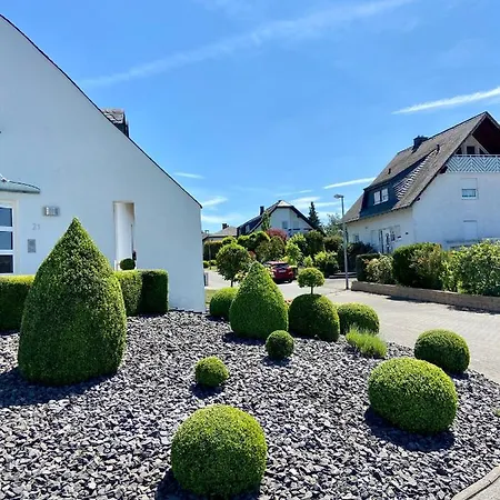 Auf Der Moselhoehe - Naehe Koblenz Und Cochem Apartman *