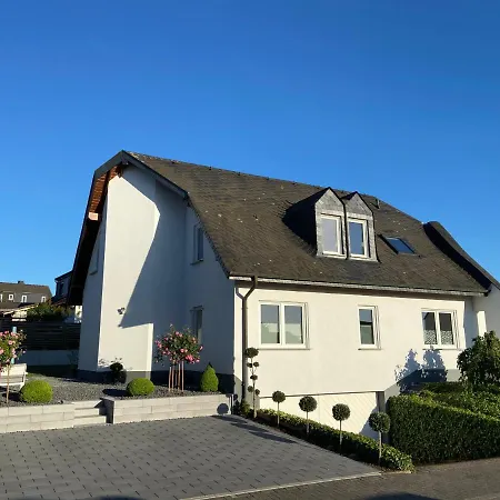 Auf Der Moselhoehe - Naehe Koblenz Und Cochem Dieblich